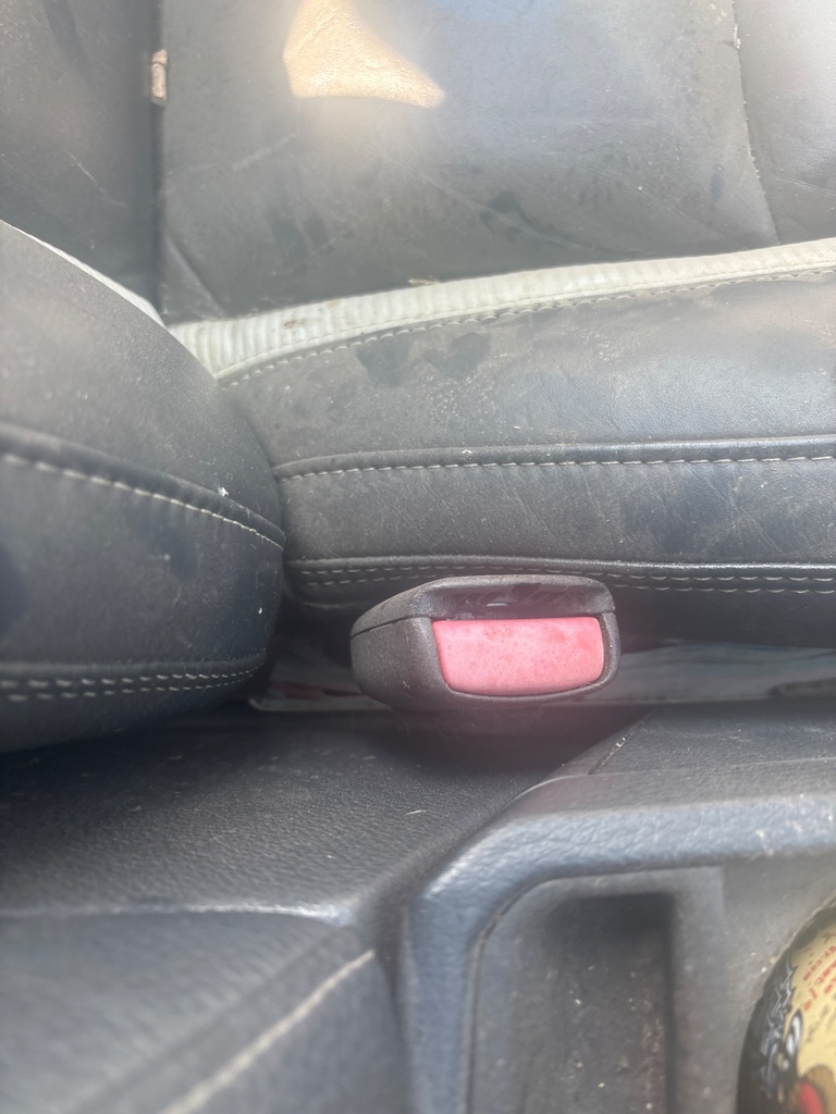 [EPE-114258] Cierre de cinturón de seguridad delantero izquierdo Volvo XC90
