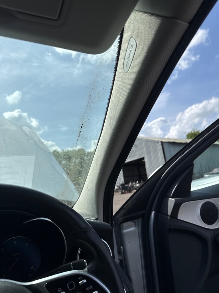 [EPE-104542] Pilar A Mercedes-Benz Clase C W205
