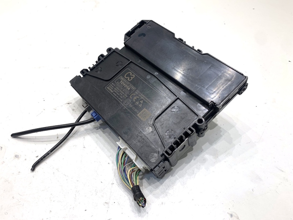 [STARK-906027] Módulo de control TOYOTA COROLLA Kombi (_E21_) 1.8 Hybrid (ZWE211) 2019-