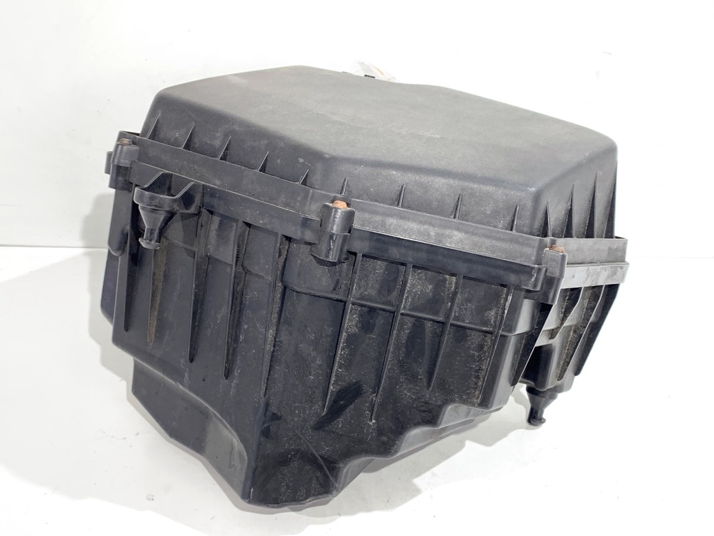 [STARK-789796] Caja de filtro de aire Volvo V40 liftback (525, 526) 2012-2022