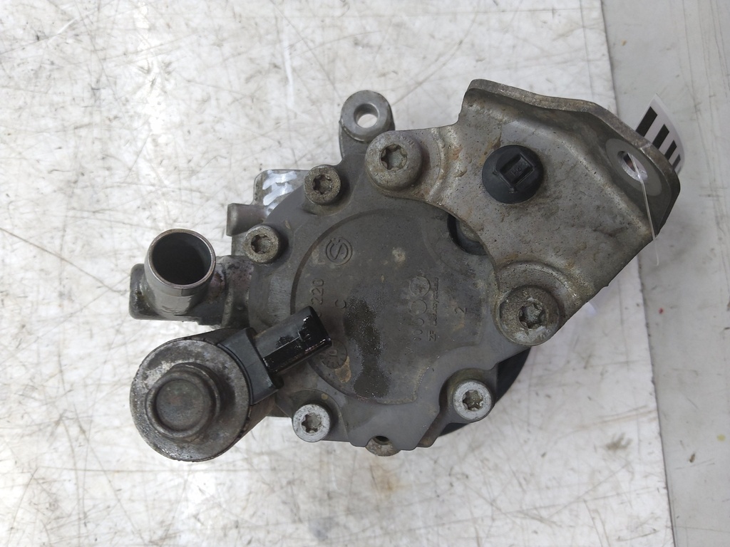 [MTD-539773] Bomba de servodirección para Mercedes-Benz Clase E