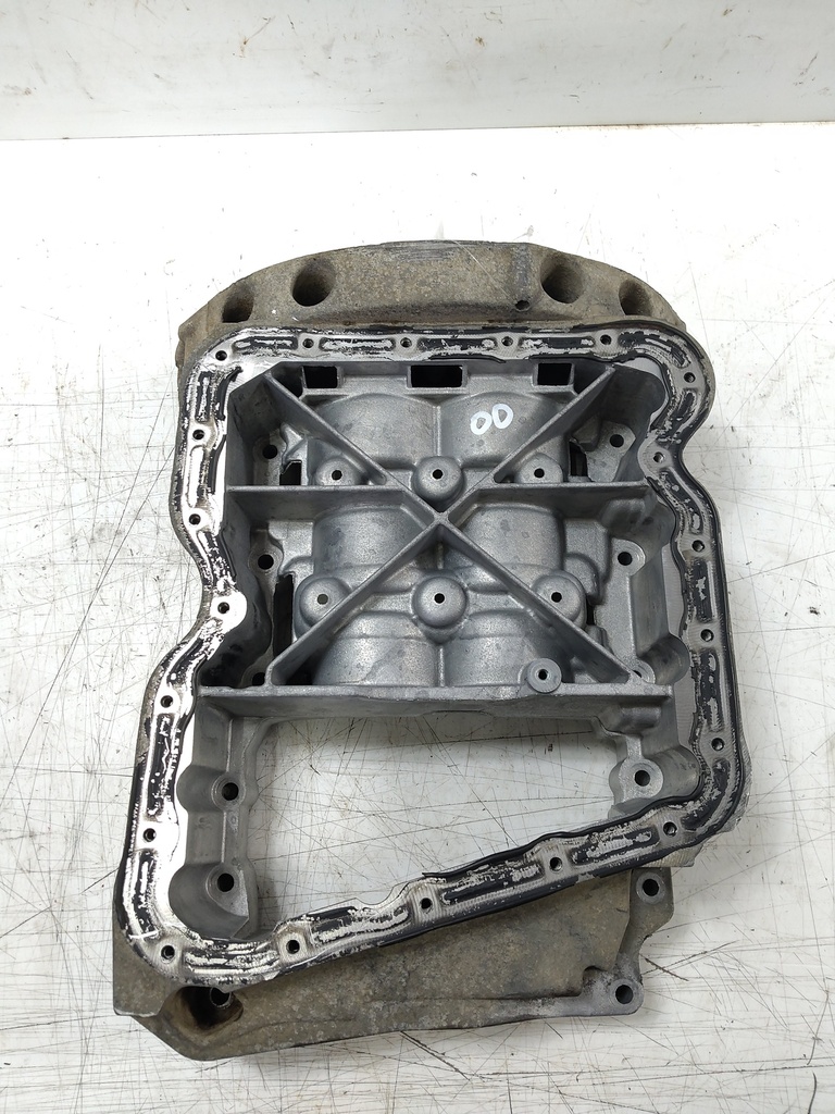 [MTD-539732] Parte superior del cárter de aceite Renault Trafic II