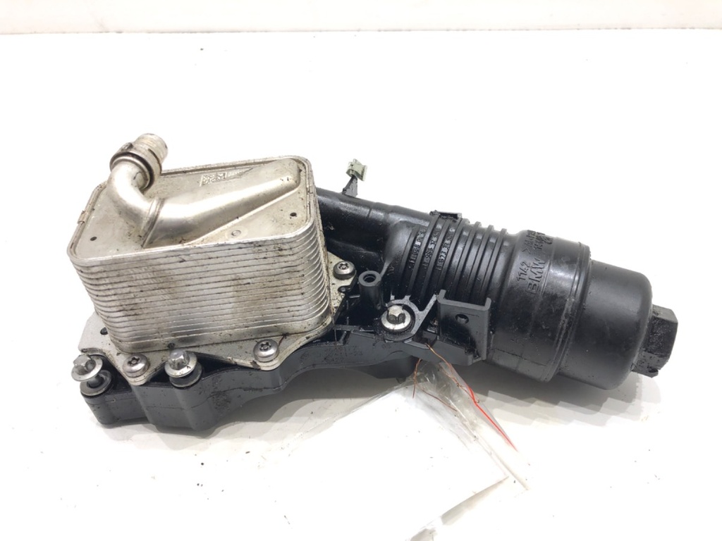 [STARK-634009] Radiador de aceite MINI MINI (F56) Cooper S 131 kW 2020-2022
