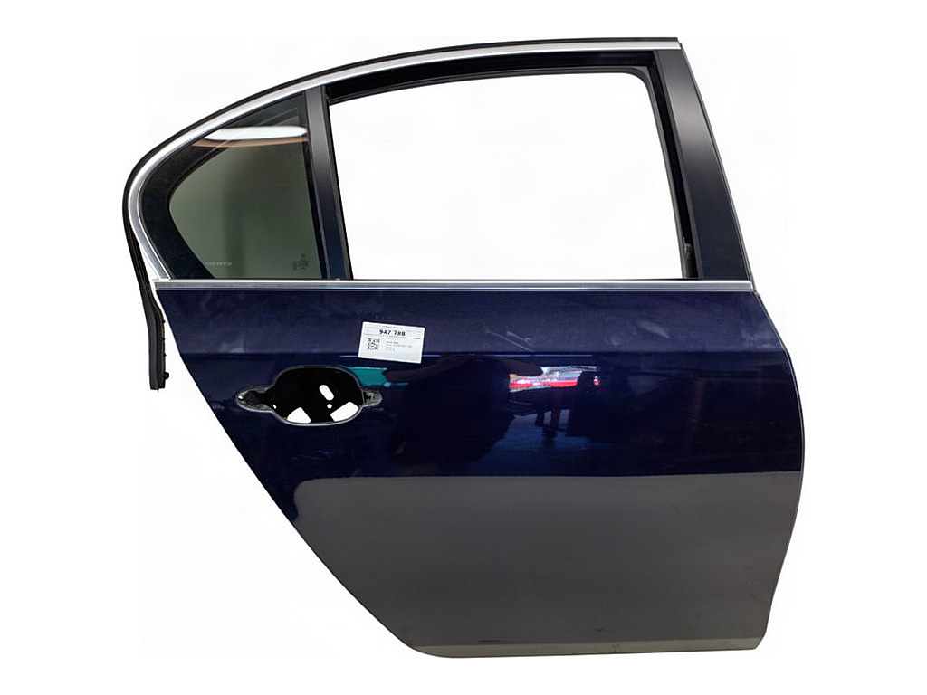 [STARK-947788] Puerta trasera derecha BMW Serie 5 (E60)
