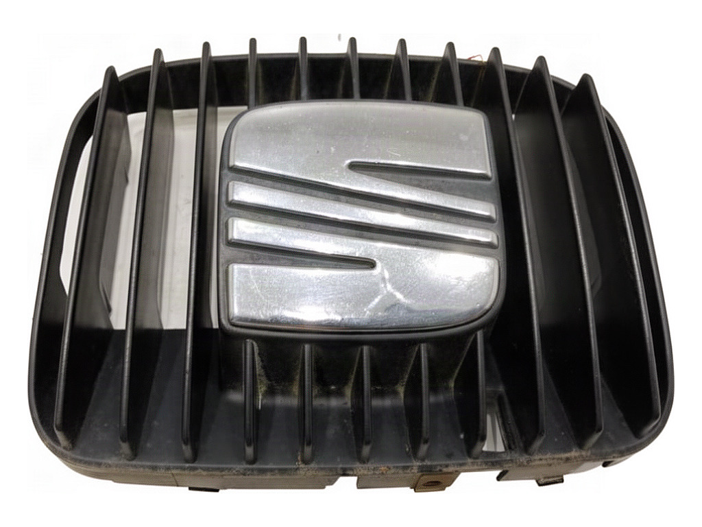 [STARK-950697] Rejilla de radiador SEAT Leon (1M1)