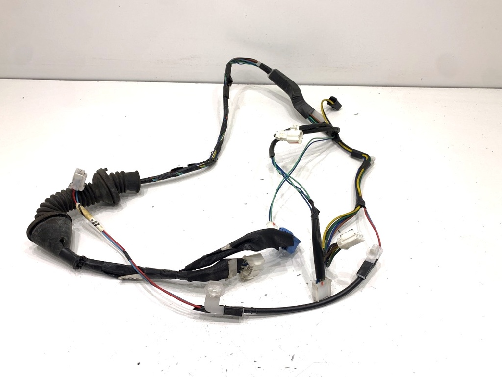 [STARK-855295] Mazo de cables puerta delantera derecha Toyota Corolla E15