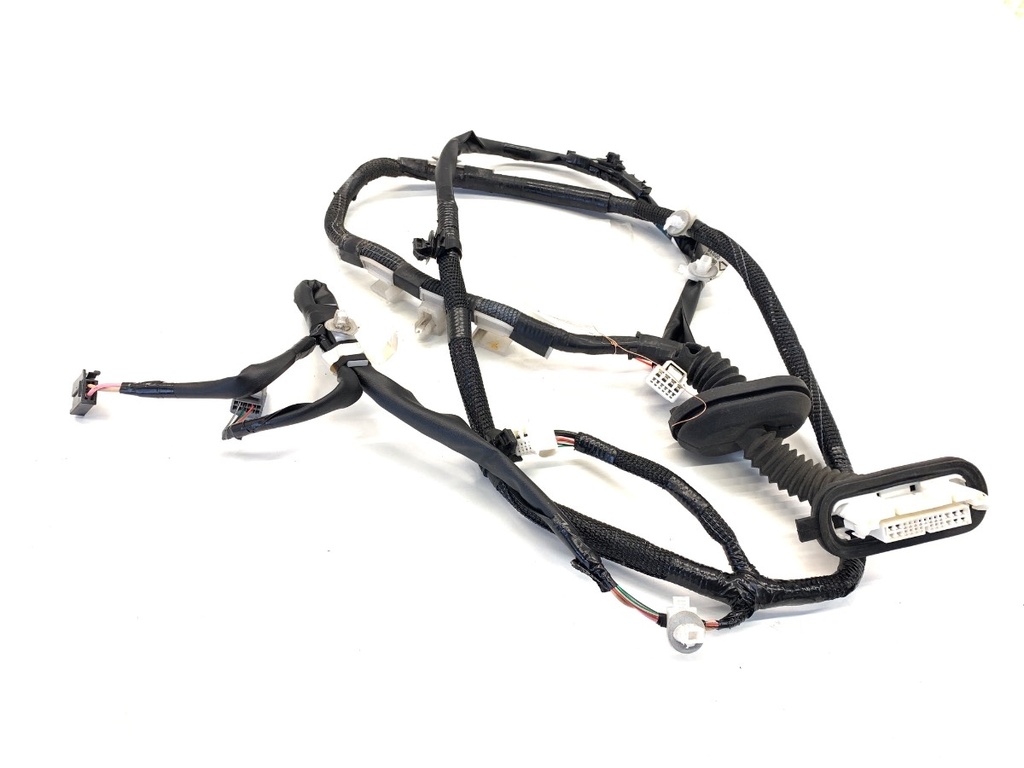 [STARK-863783] Cableado de puerta trasera izquierda Lexus IS III