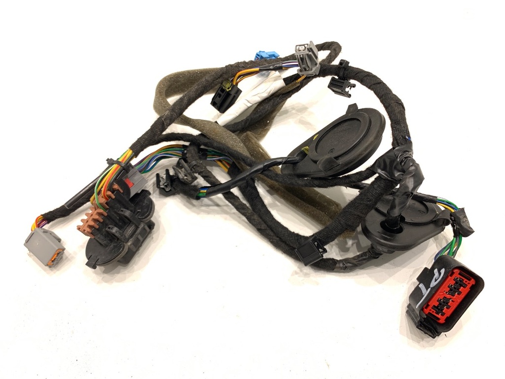 [STARK-893646] Instalación eléctrica puerta trasera derecha Volvo XC60 I