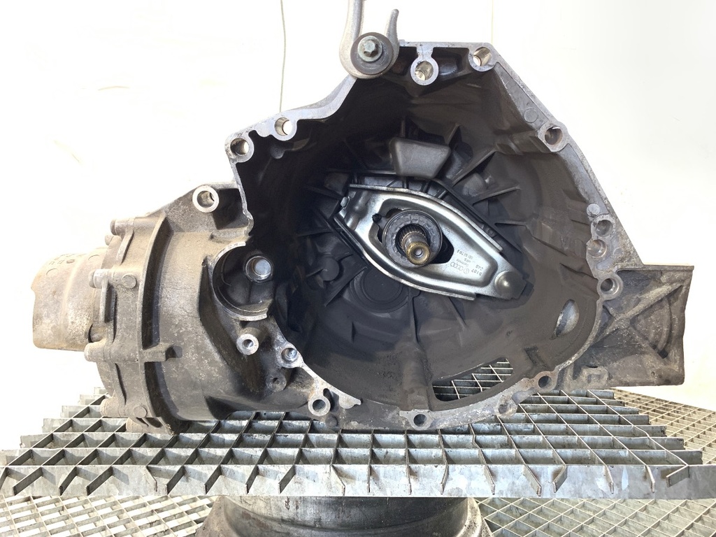 [STARK-749696] Caja de cambios AUDI A4 B8 (8K2) 1.8 TFSI 118 kW JJF 2007-2015