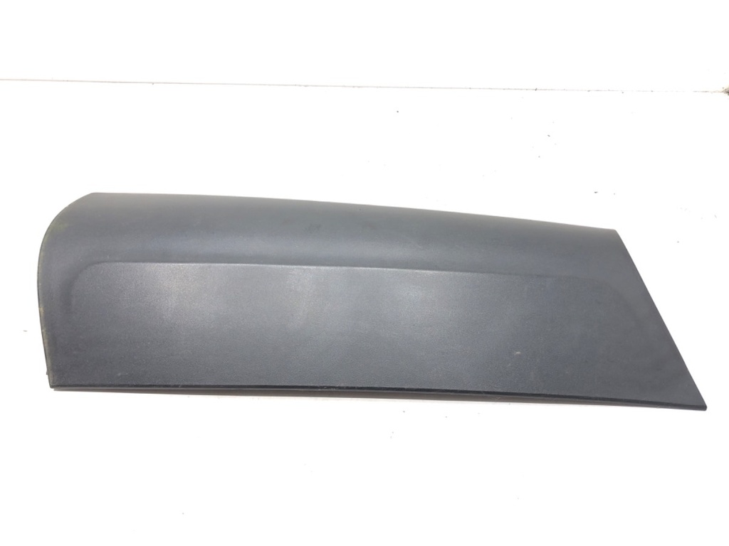 [STARK-629082] Moldura de pilar derecho Land Rover Freelander 2