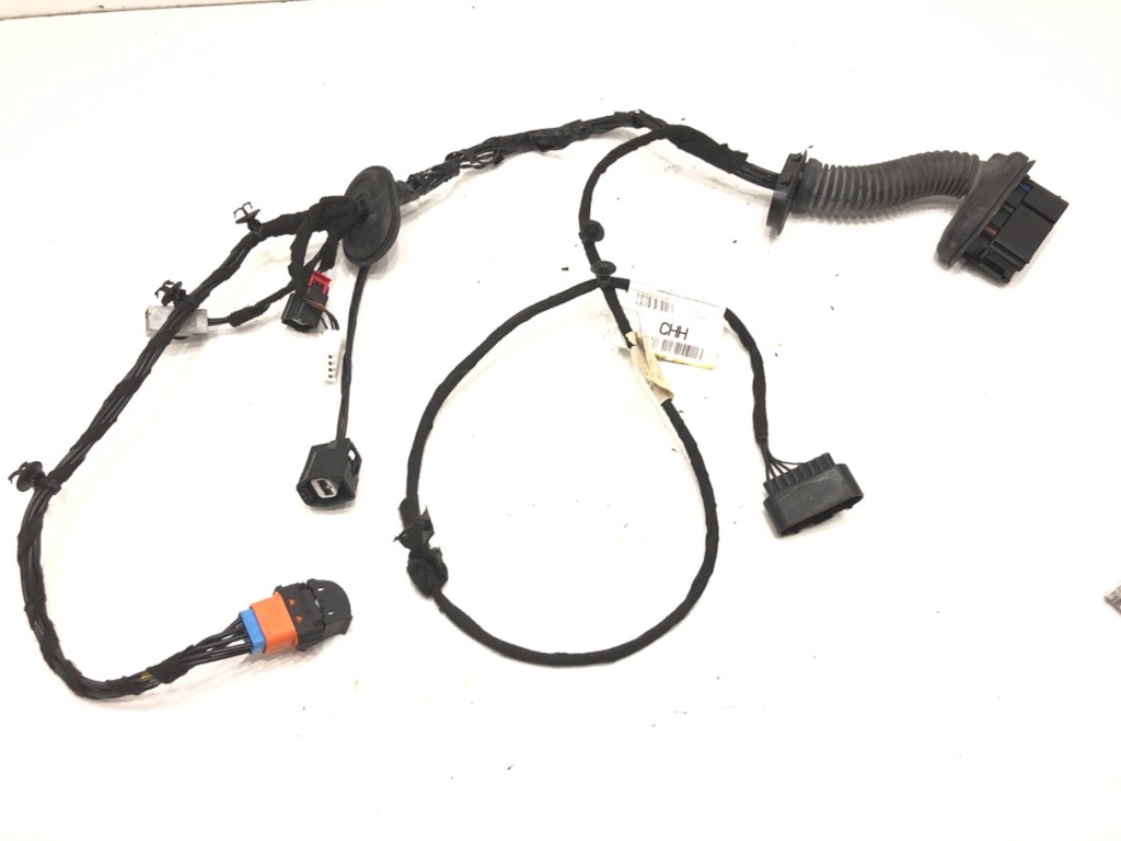 [STARK-731995] Instalación eléctrica puerta delantera derecha FORD Transit Courier