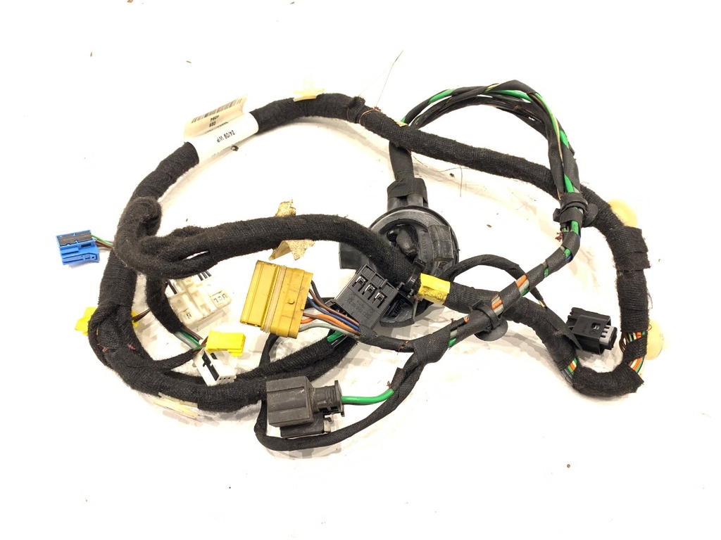 [STARK-750821] Instalación eléctrica puerta delantera izquierda Mercedes-Benz Clase S (W221)