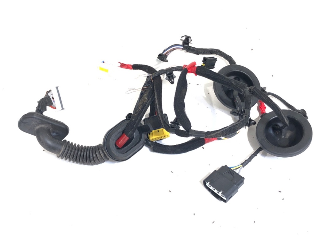 [STARK-754087] Instalación eléctrica de puerta trasera izquierda Hyundai i30 (PDE, PD, PDEN)