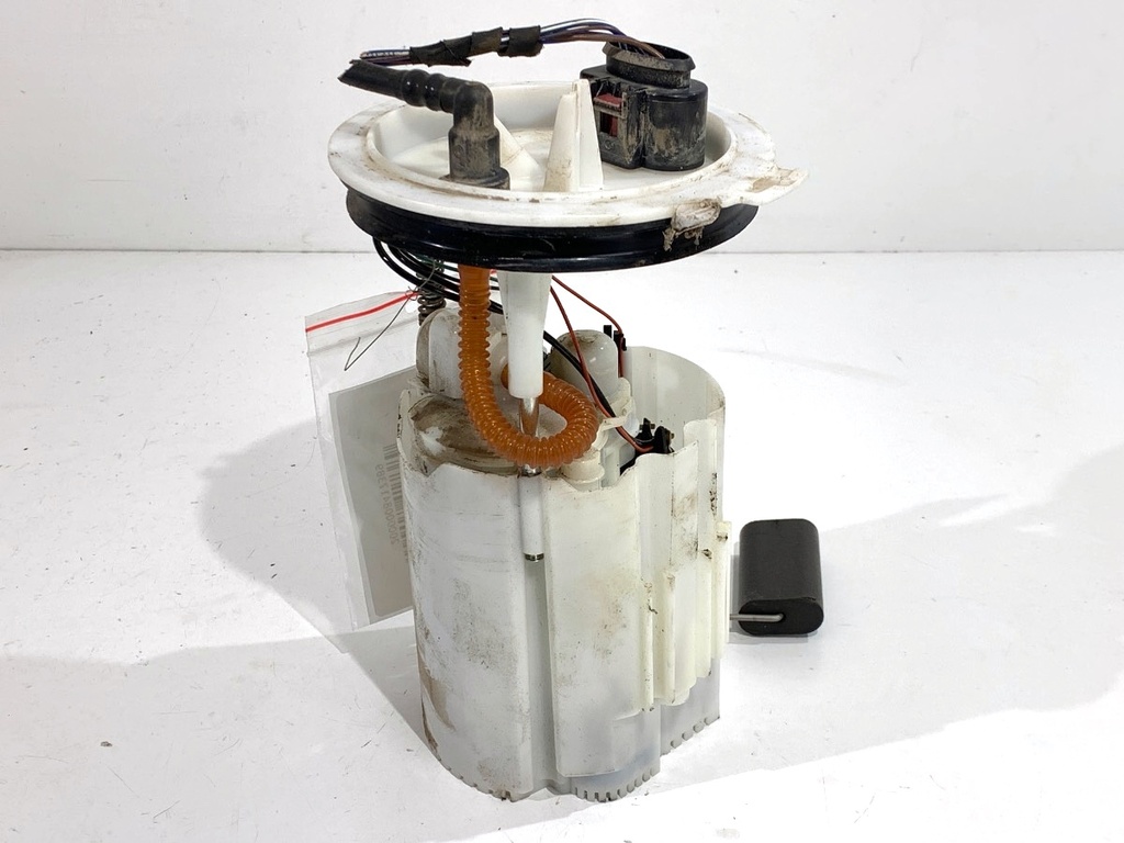 [STARK-841738] Bomba de combustible SKODA FABIA III Kombi (NJ5) 1.0 55 kW 2014-2022