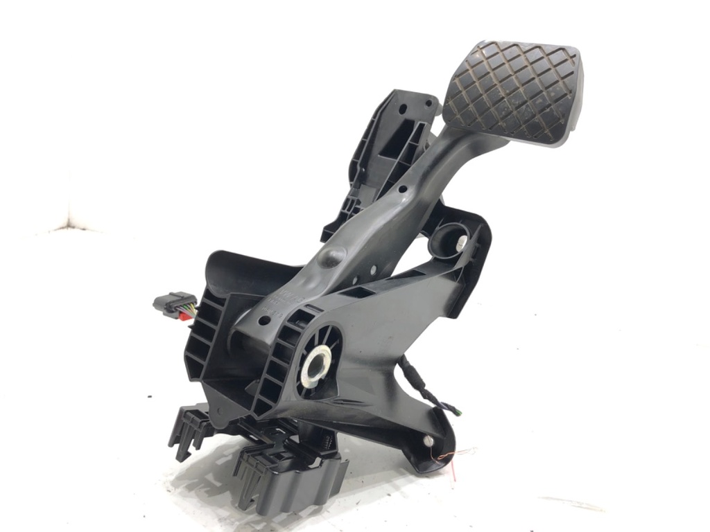[STARK-808288] Pedal de freno VW T-Roc (A11)