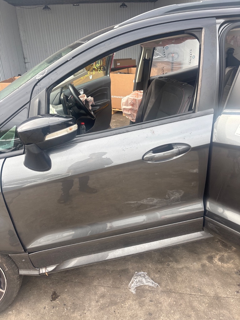 [EPE-129299] Puerta delantera izquierda Ford Ecosport 2018