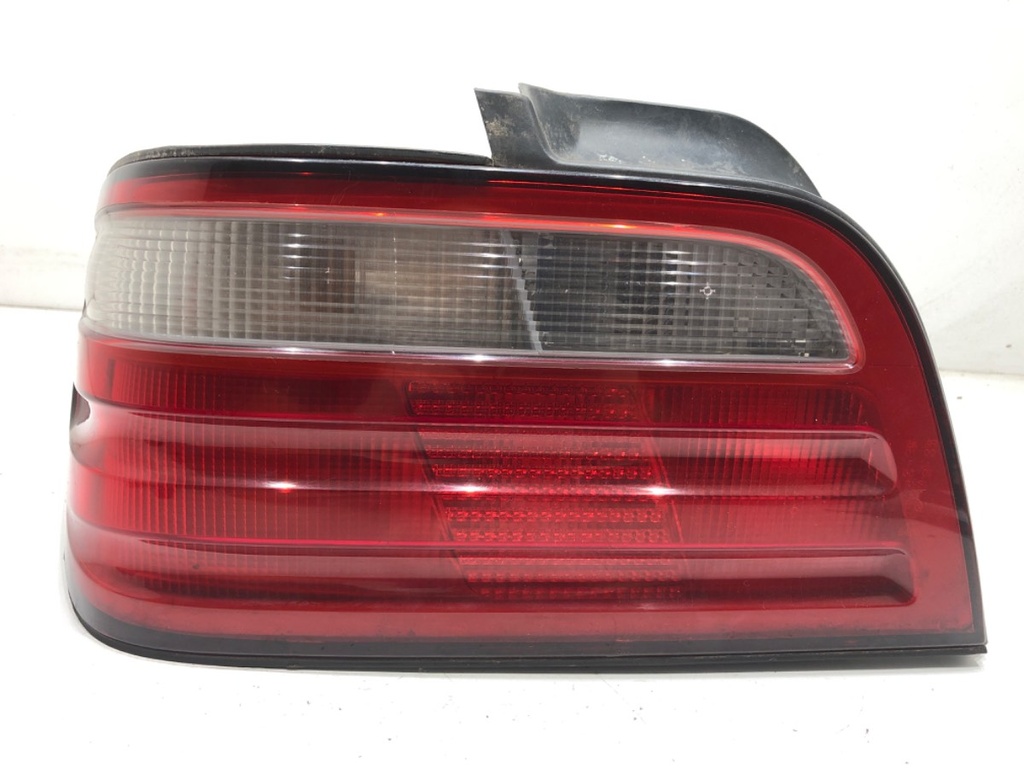 [STARK-764801] Piloto trasero izquierdo SSANGYONG CHAIRMAN (HT_) 1997-2022