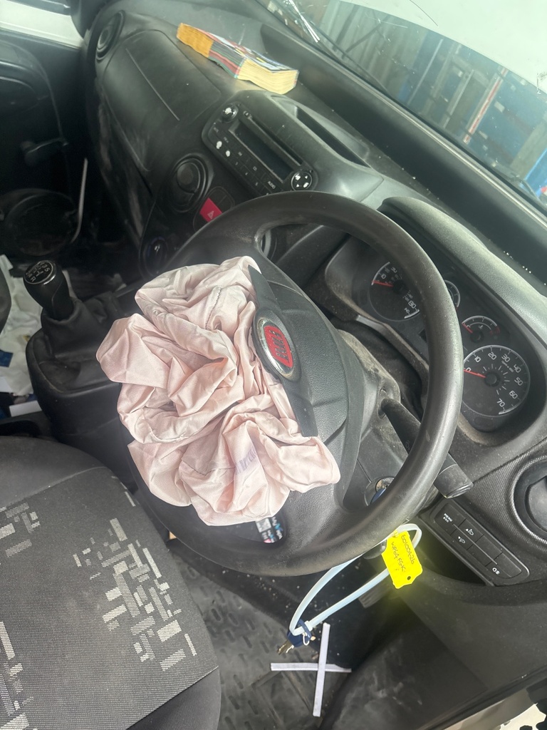 [EPE-128952] Volante Fiat Fiorino