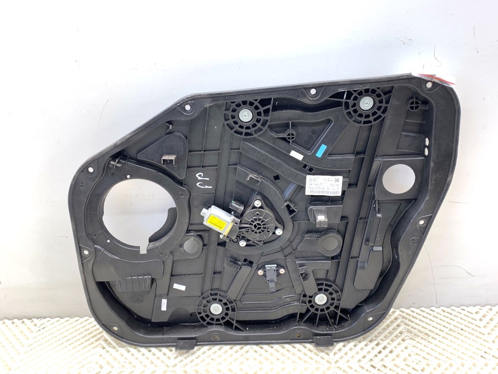 [STARK-842083] Elevalunas delantero derecho HYUNDAI TUCSON (TL, TLE) 2015-2022