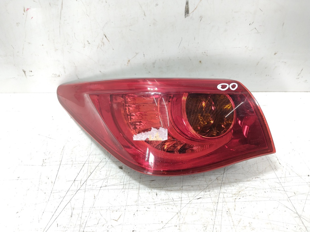 [MTD-539972] Piloto trasero izquierdo Infiniti Q50