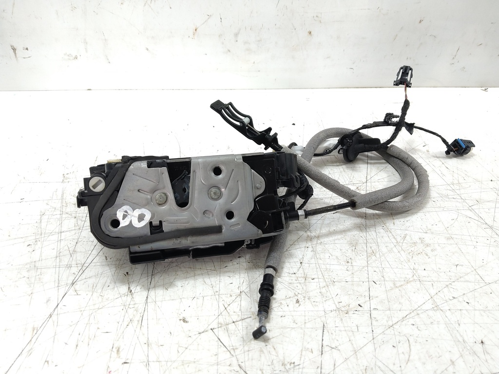 [MTD-539957] Cerradura de puerta VW Golf VIII CD1