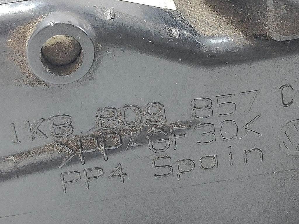 [MTD-539932] Tapa del depósito VW Scirocco III