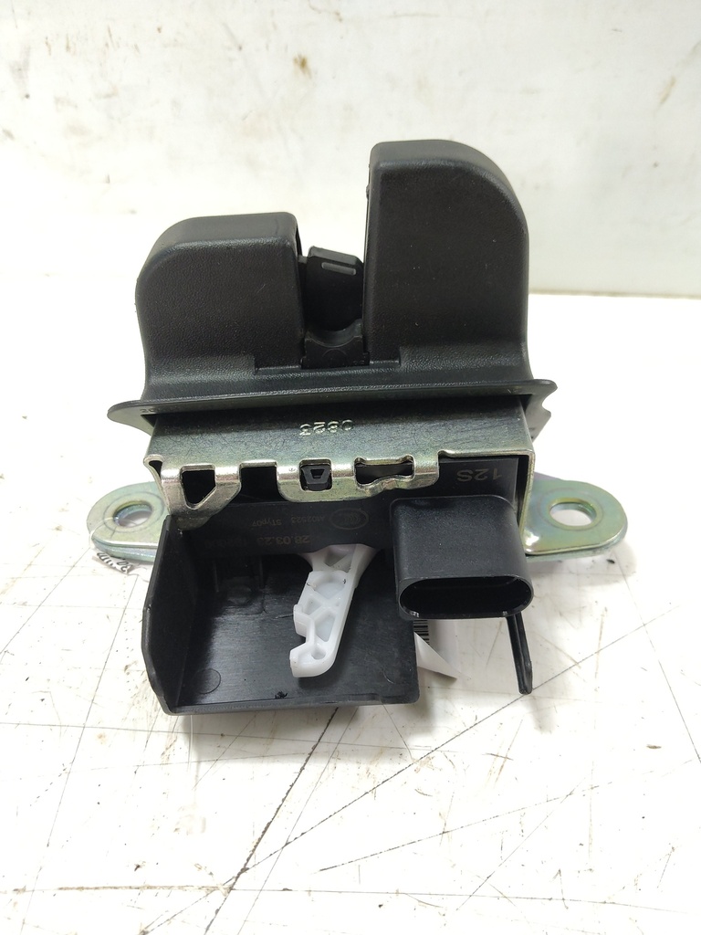 [MTD-539937] Cierre centralizado VW Golf VIII
