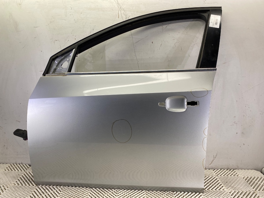 [STARK-676444] Puerta delantera izquierda Chevrolet Cruze (J300) 2009-2022