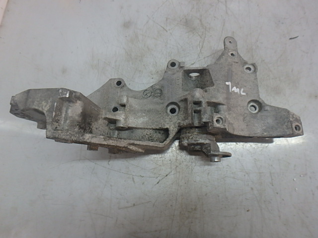 [MTD-104200] Soporte de accesorios para Audi Seat VW 2.0 TDI