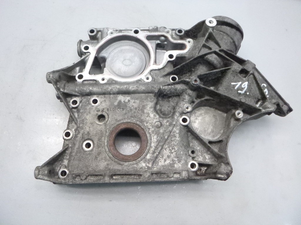[MTD-293595] Tapa de distribución Mercedes-Benz Clase C W203