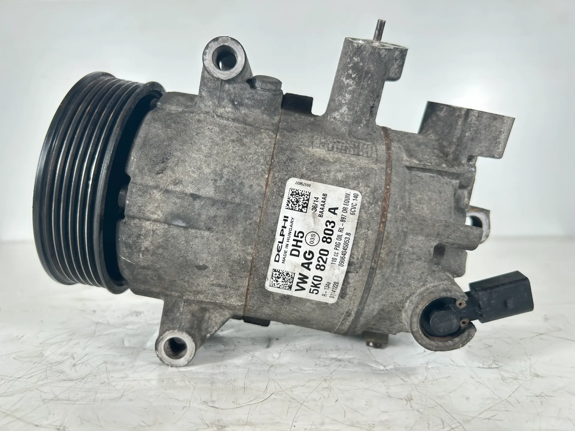 Compresor AC VW Golf CFF CFFB 2,0 TDI 5K0820803A