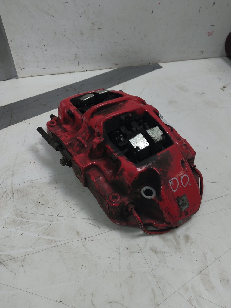 [MTD-529558] Pinza de freno delantera derecha Mercedes CLA C118 AMG