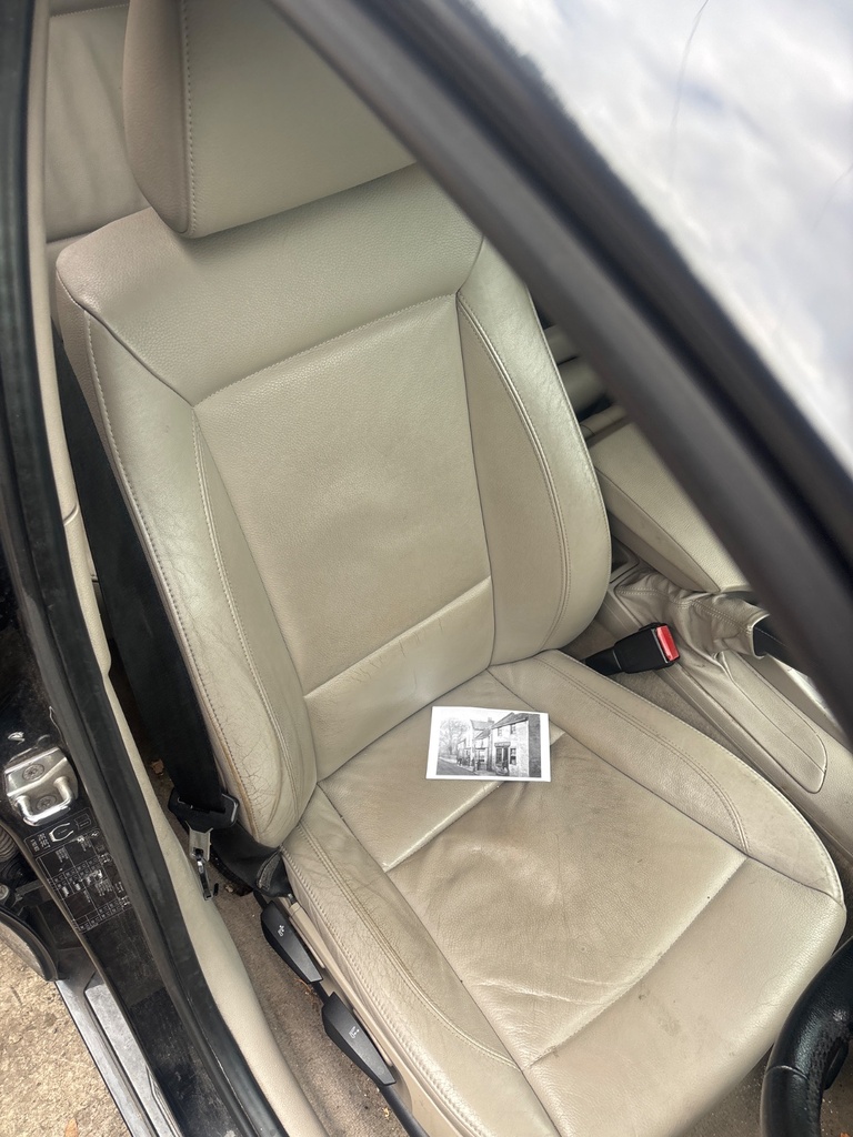 [EPE-129784] Asiento delantero derecho BMW Serie 1 2008
