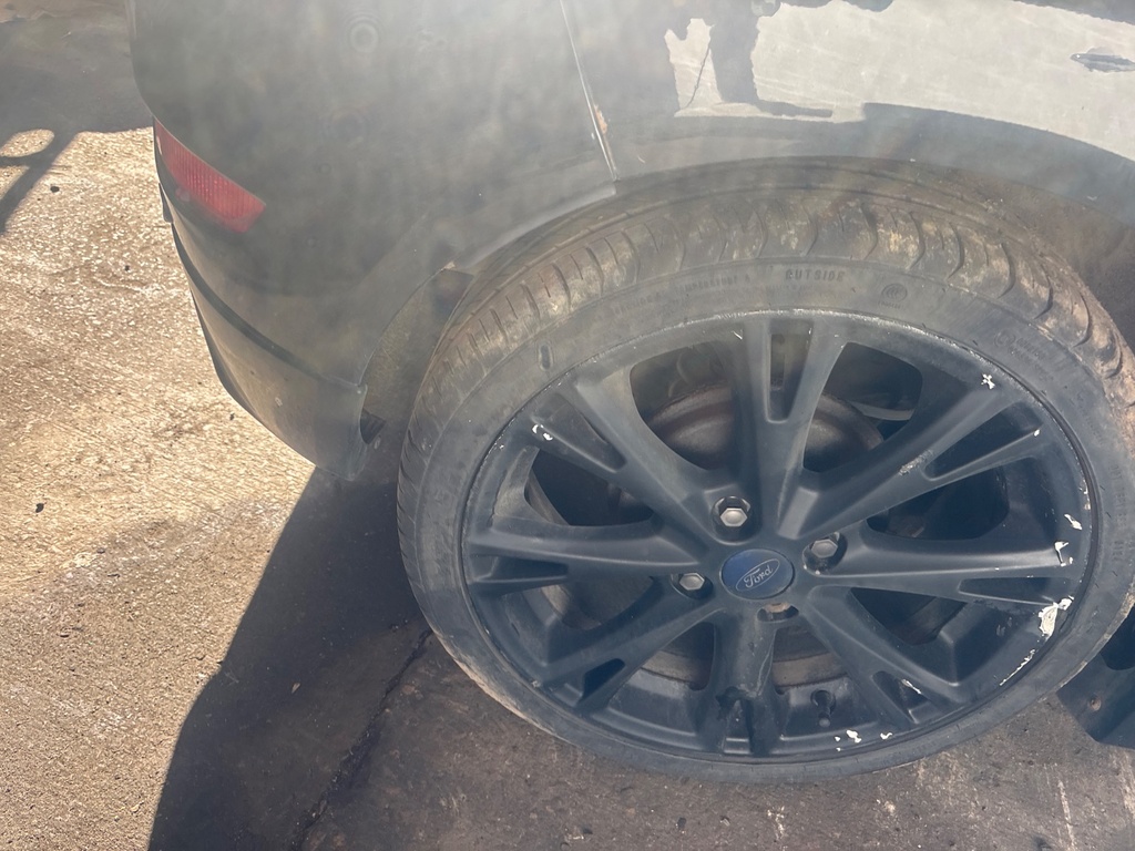 [EPE-129744] Llanta de aleación Ford Fiesta 2016