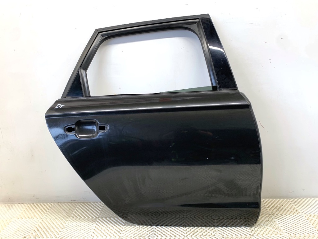 [STARK-899796] Puerta trasera derecha Audi A6 C7 Avant 2.0 TDI 2011-2018