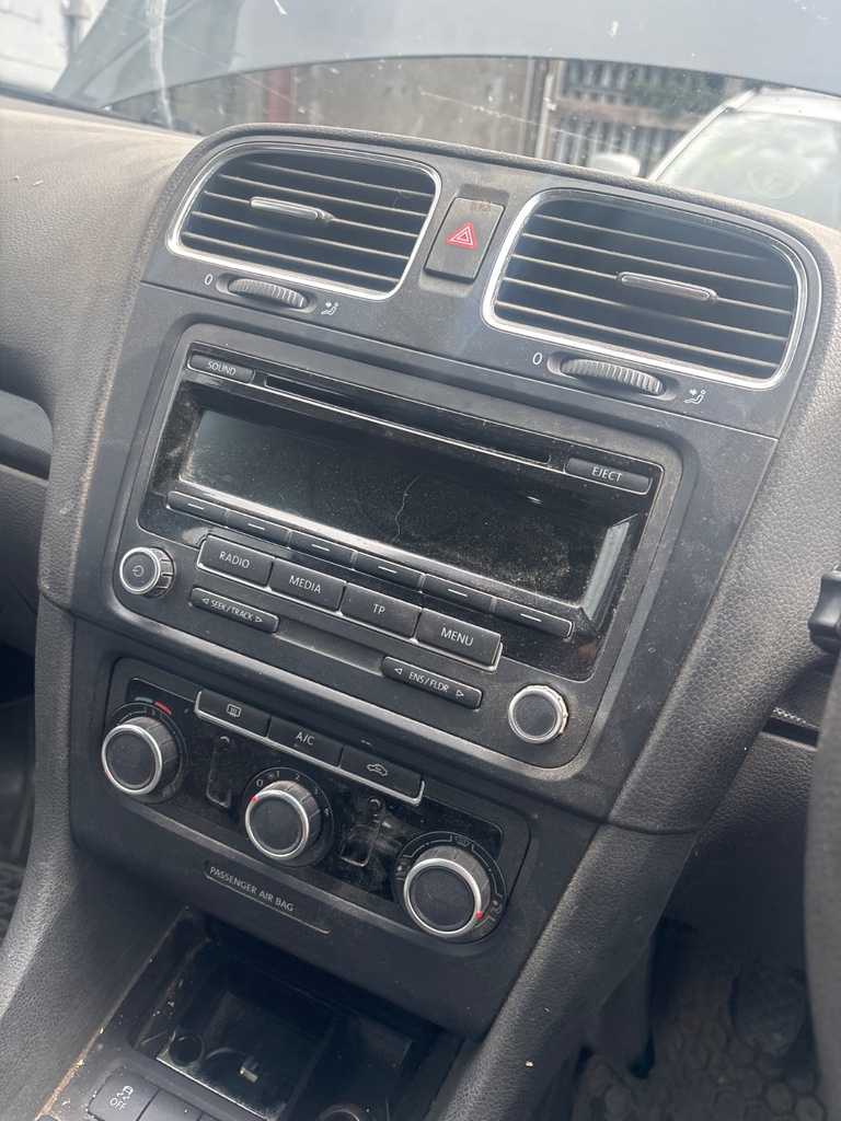 [EPE-129630] Pantalla multifunción VW Golf 1.6