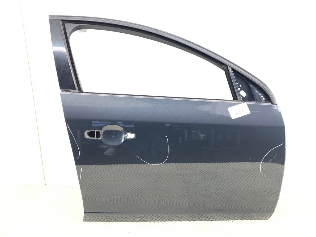 [STARK-779784] Puerta delantera derecha Volvo V60 I (155, 157) 2010-2018