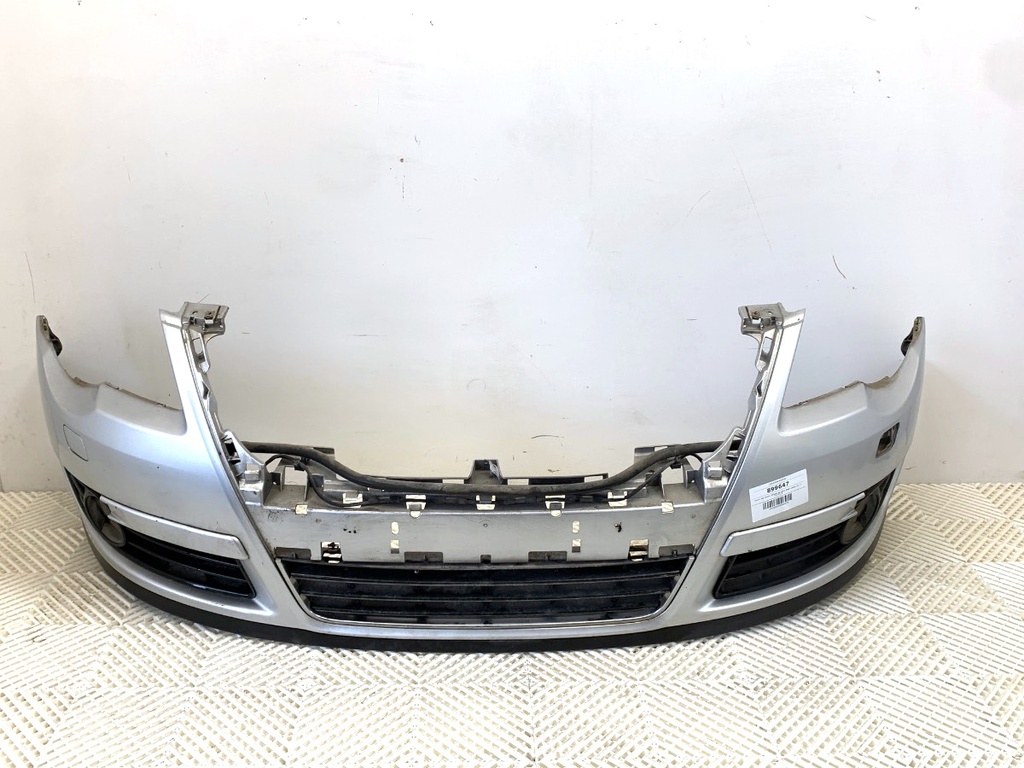 [STARK-899647] Parachoques delantero VW Passat B6 (3C2) 2005-2010