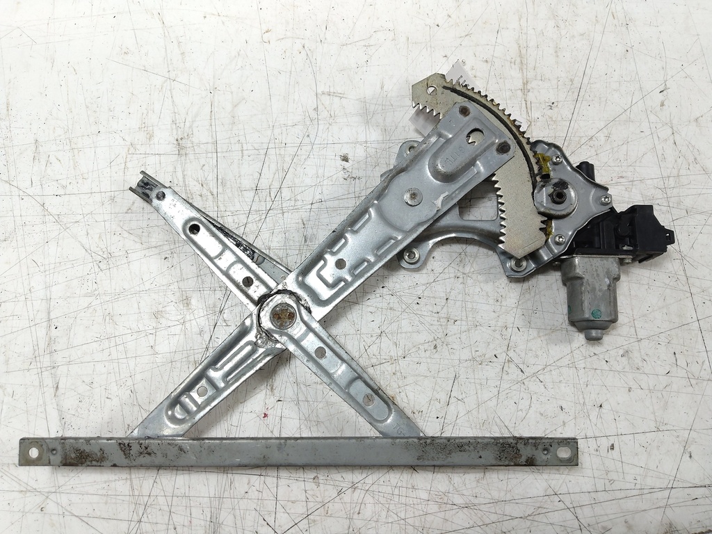 [MTD-540208] Motor de elevalunas Nissan Navara NP300 D23