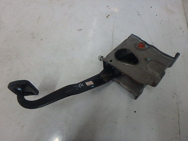 [MTD-149376] Pedal de acelerador Isuzu D-Max RHD 2.5 4JK1-TC