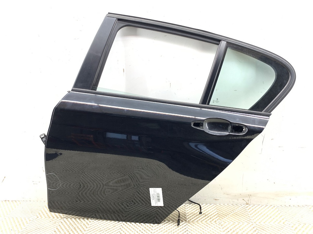 [STARK-714271] Puerta trasera izquierda BMW Serie 1 (F20) 2011-2019