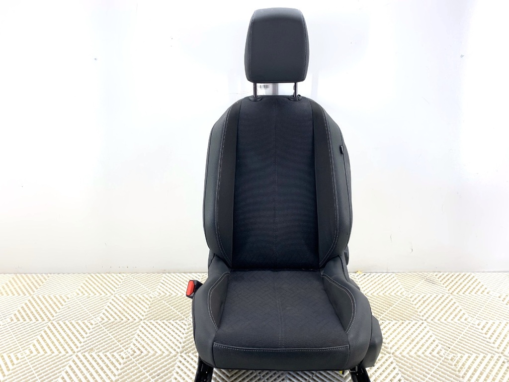 [STARK-829214] Asiento delantero izquierdo OPEL CORSA F 2019-2022