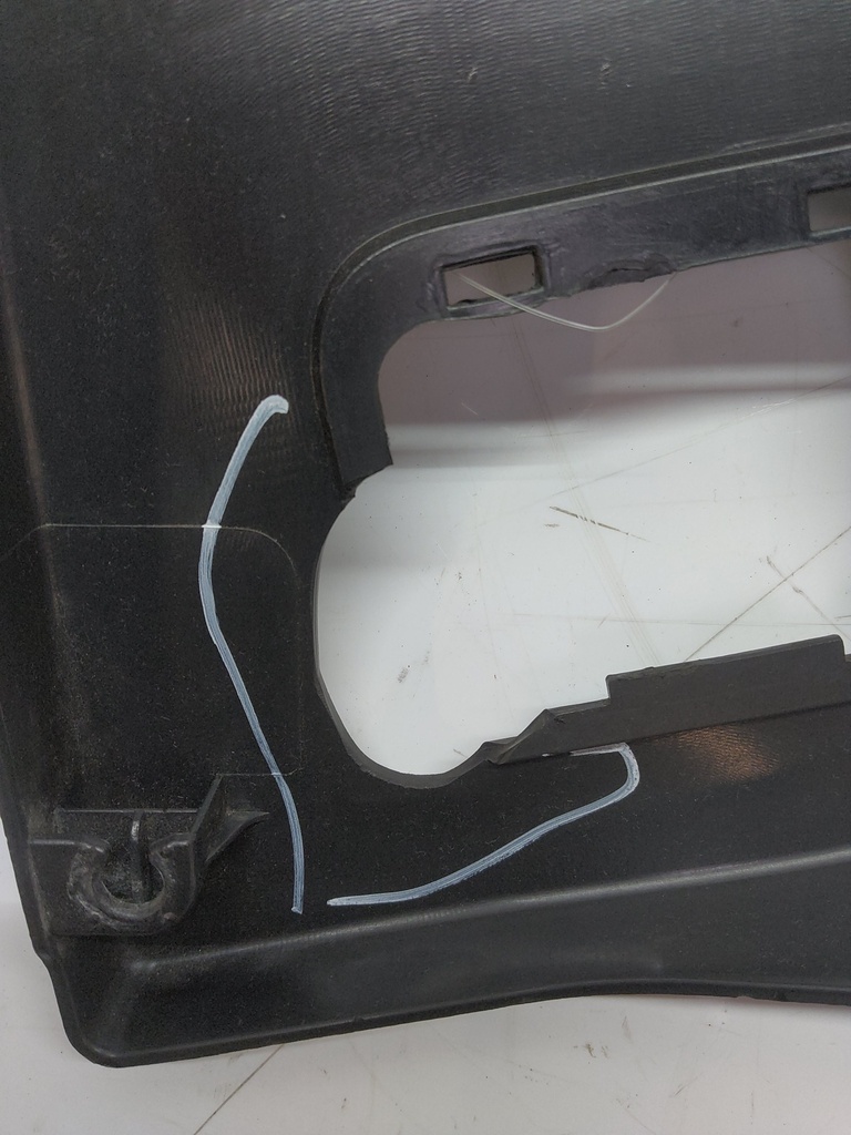 [MTD-514716] Embellecedor de portón trasero BMW X5 E70