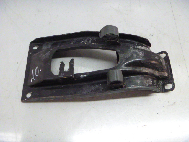[MTD-262677] Soporte motor Mitsubishi Colt V / Lancer VI