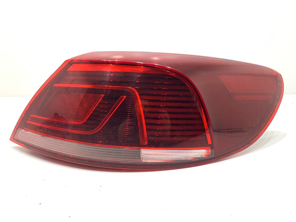 [STARK-811357] Piloto trasero derecho VW CC B7 (358) 2.0 TDI 103 kW 2011-2016