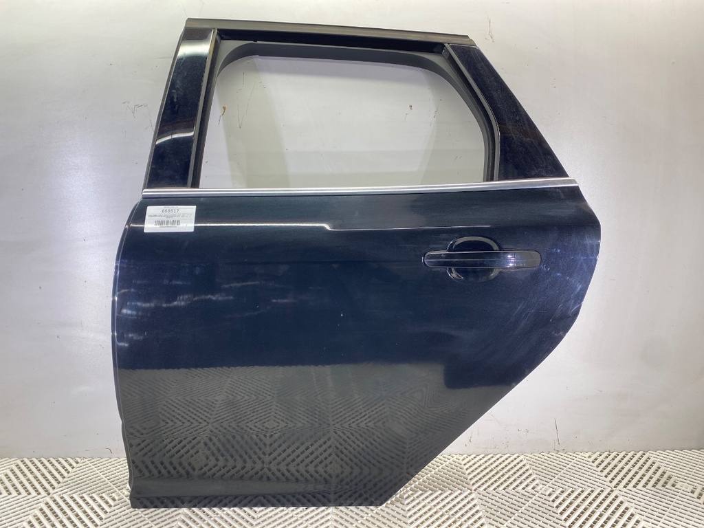 [STARK-668517] Puerta trasera izquierda Ford Focus III Turnier 1.6 EcoBoost 110 kW 2010-2022