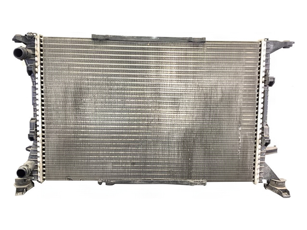 [STARK-955386] Radiador de refrigeración Audi A4 B8 Avant