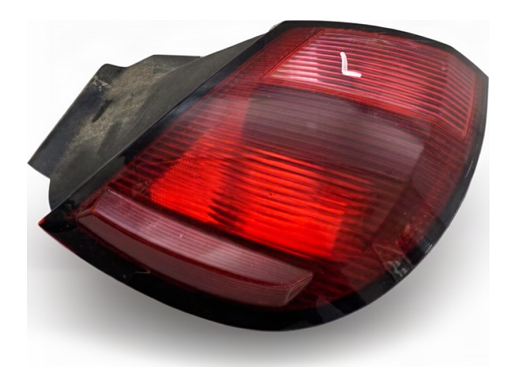 [STARK-939318] Piloto trasero izquierdo Mitsubishi Colt VI
