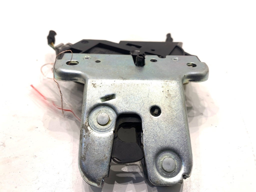 [STARK-824116] Cerradura de portón trasero Audi A6 C6 (4F2)