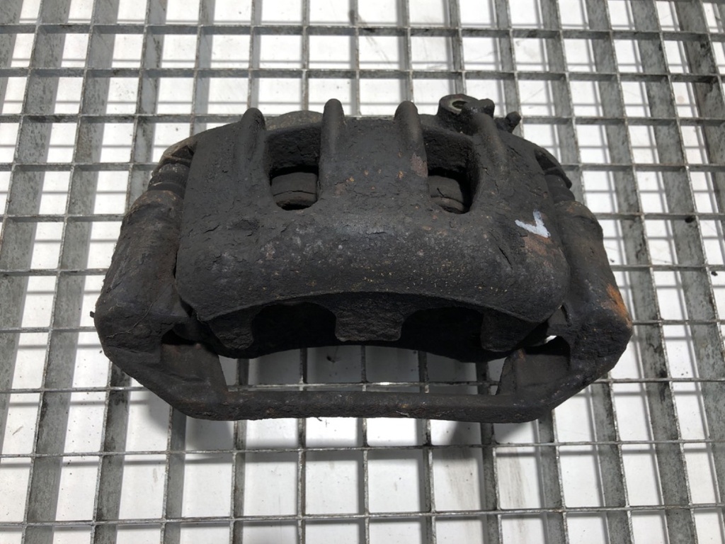 [STARK-561080] Pinza de freno delantera izquierda Ford Transit